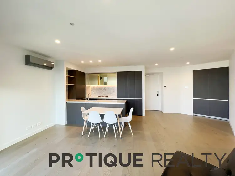 7305/228 La Trobe Street, Melbourne VIC 3000