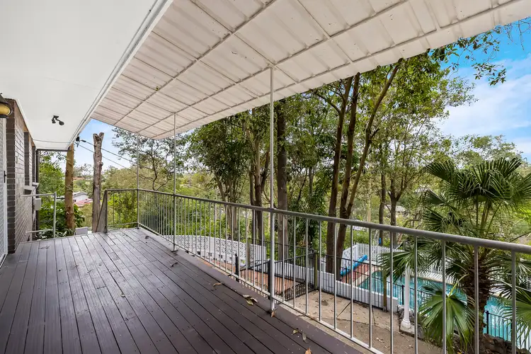 19 Byambee Street, Kenmore QLD 4069