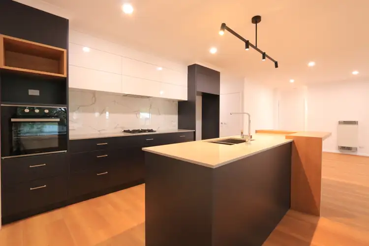 Second view of Homely townhouse listing, 433 McLennan Street, West Albury NSW 2640