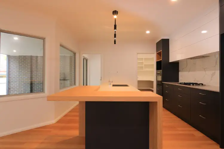 Third view of Homely townhouse listing, 433 McLennan Street, West Albury NSW 2640