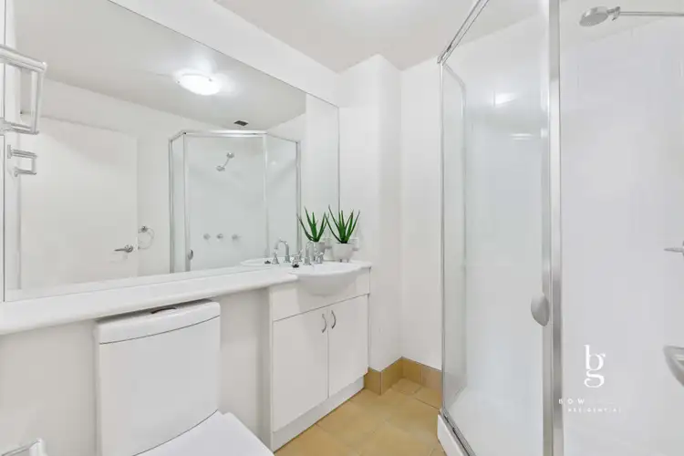Sixth view of Homely apartment listing, 6115/570 Lygon Street, Carlton VIC 3053