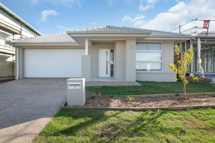 7 Yellowstone Circuit, Yarrabilba QLD 4207