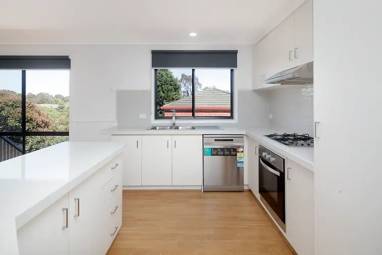 Fifth view of Homely house listing, 4 Huntly Court, Langwarrin VIC 3910