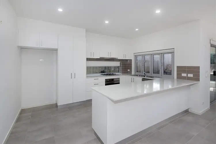 Fifth view of Homely house listing, 10 Warrenwood Place, Langwarrin VIC 3910