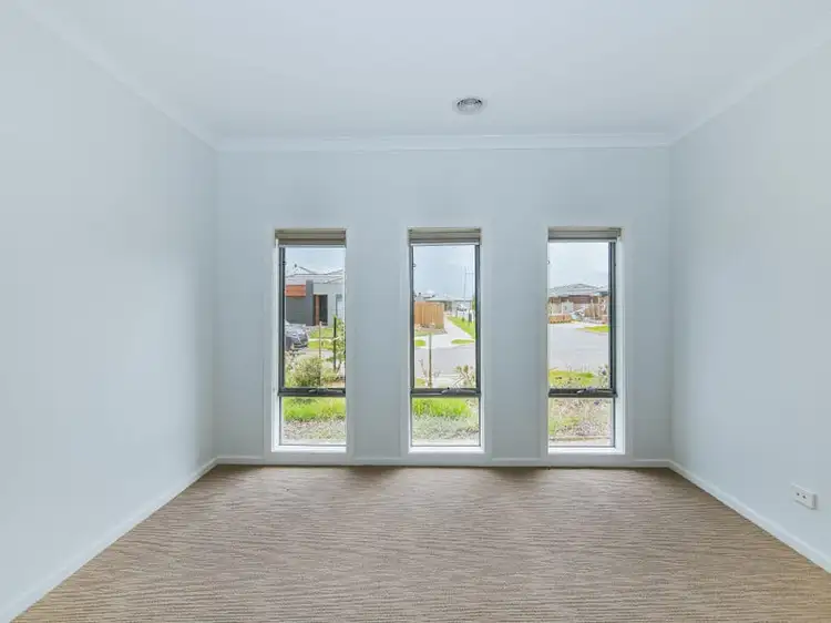 Fifth view of Homely house listing, 19 Mervyn Way, Mambourin VIC 3024