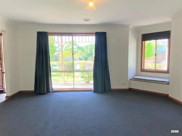 Fifth view of Homely house listing, 11 Kingfisher Court, East Albury NSW 2640