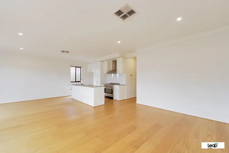Fifth view of Homely house listing, 10 Leandon Avenue, Wollert VIC 3750