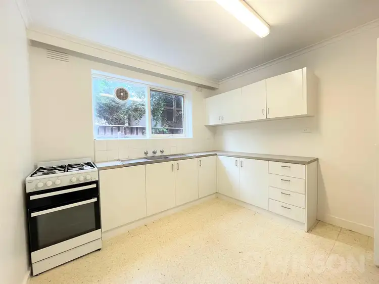 6/9 Coling Avenue