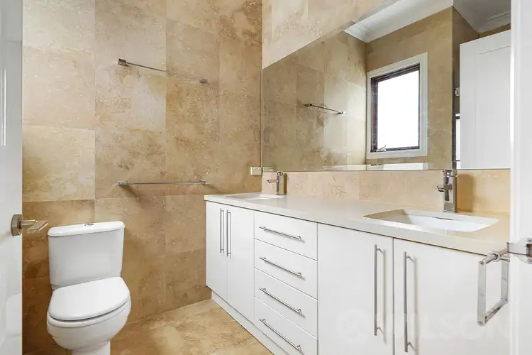 Fifth view of Homely unit listing, 2/204 Orrong Road, Caulfield North VIC 3161