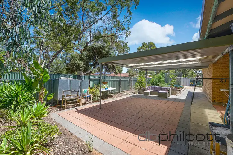 8 Weston Court, Para Hills West SA 5096