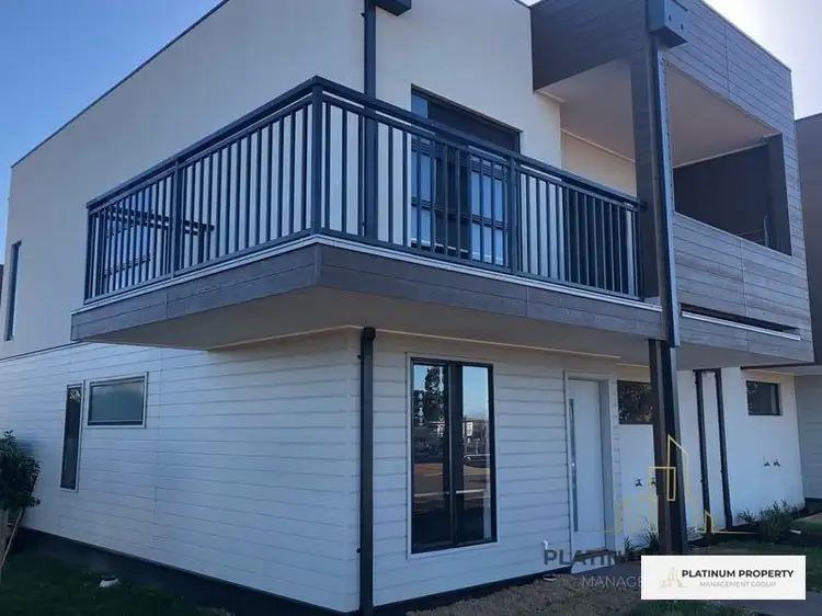 25 Astley Drive, Strathtulloh VIC 3338