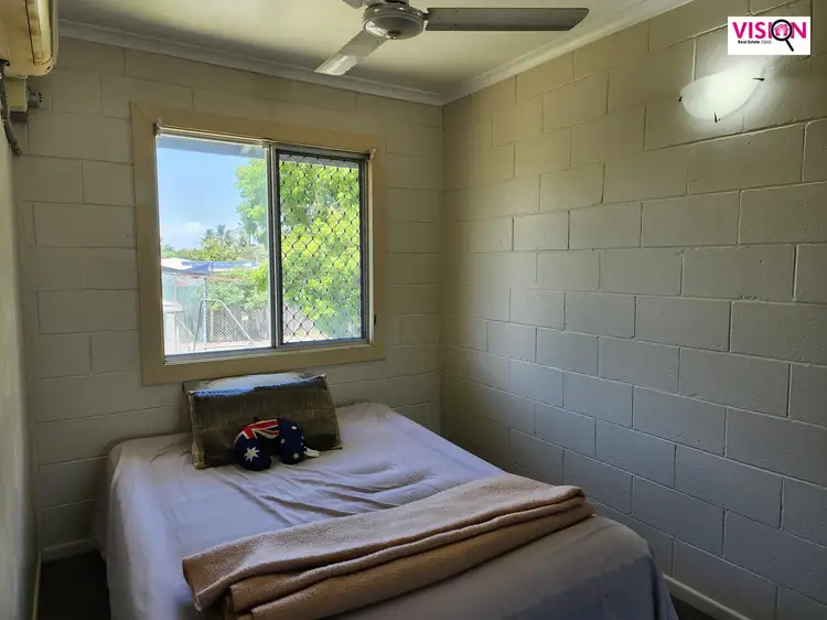 Fifth view of Homely unit listing, 4/15 Pacific Drive, Blacks Beach QLD 4740