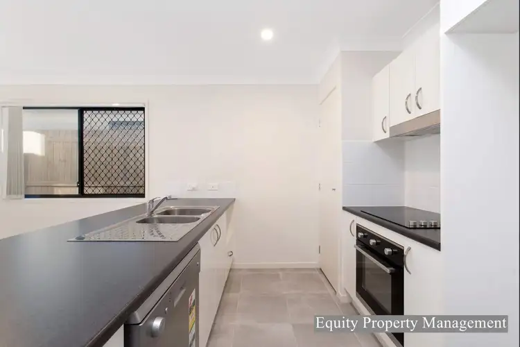 2/253A Whites Road Whites Rd, Lota QLD 4179