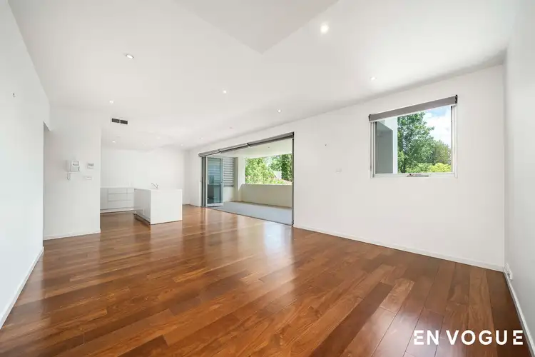 9/2 Melbourne Avenue
