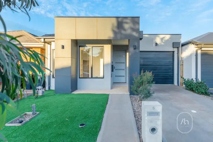 Main view of Homely house listing, 5 Ballad Street, Strathtulloh VIC 3338