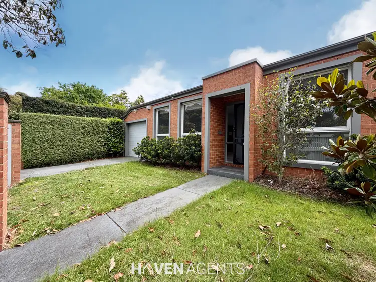 1/4 Macgowan Avenue, Glen Huntly VIC 3163