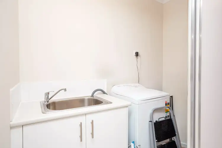 Sixth view of Homely house listing, 7/64 Dowitcher Loop, Gosnells WA 6110