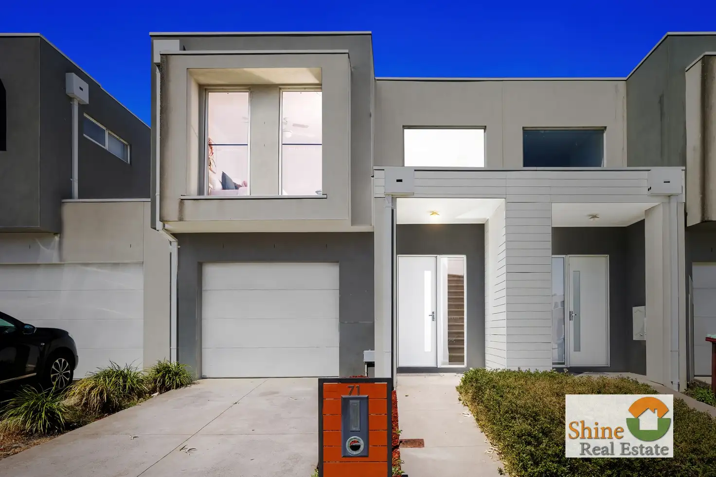 Main view of Homely townhouse listing, 71 Willow Glen Boulevard, Cranbourne West VIC 3977
