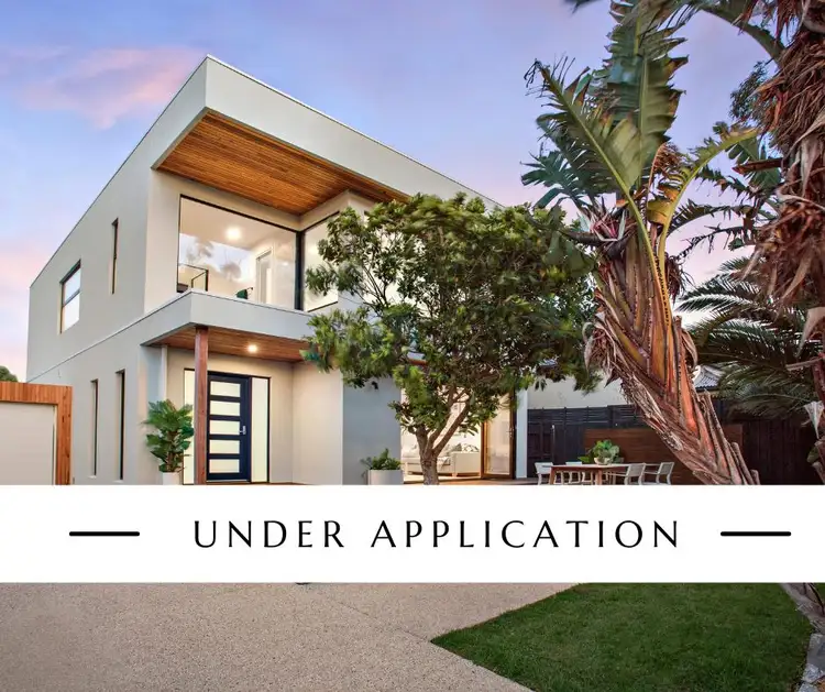 Main view of Homely house listing, 2/5 Beach Grove, Mornington VIC 3931