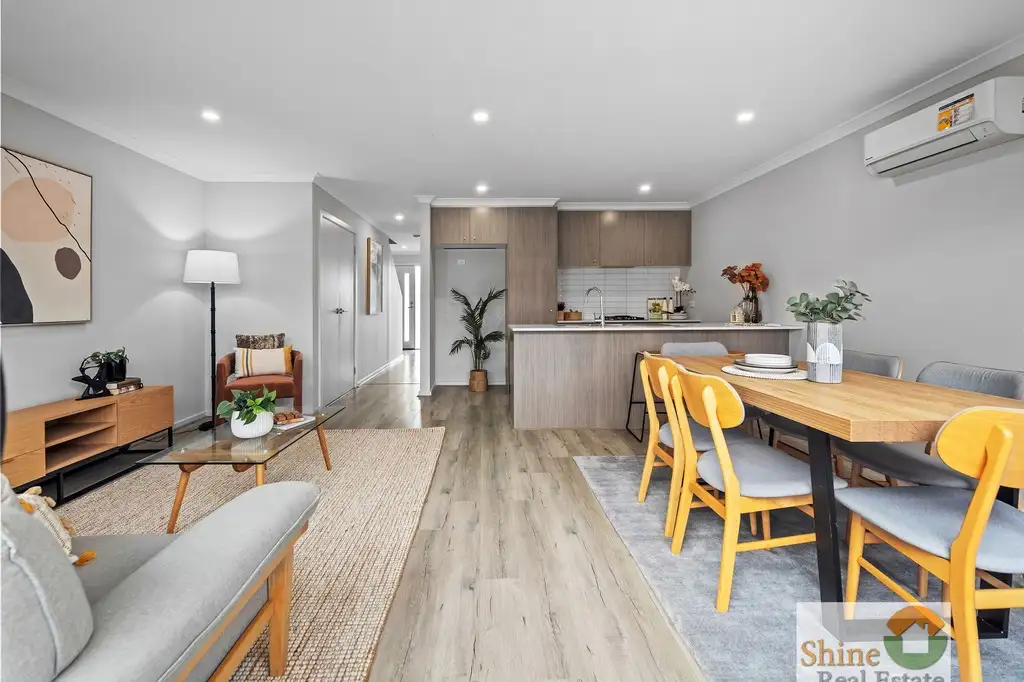 Main view of Homely townhouse listing, 8 Hare Mews, Cranbourne East VIC 3977