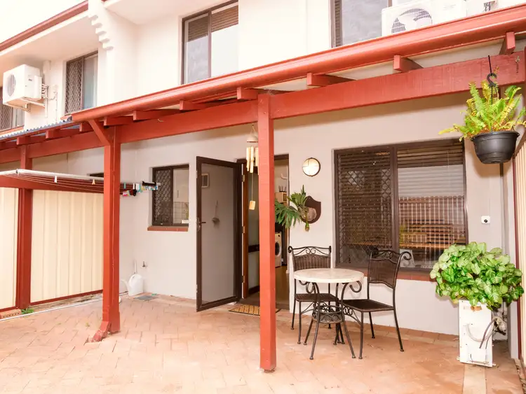 10/33 Farina Drive, Yokine WA 6060