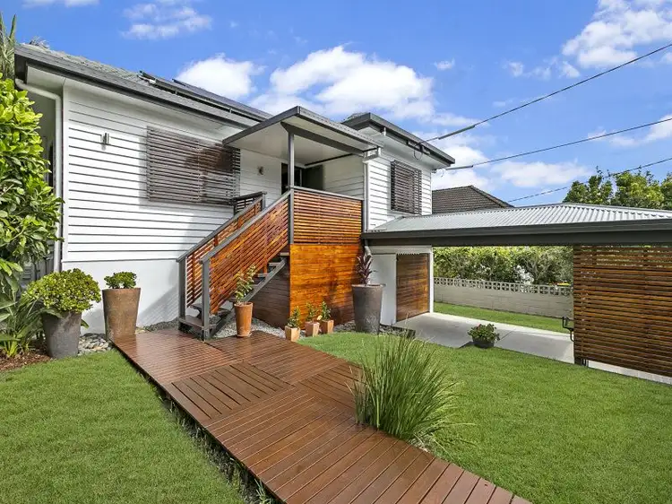 10 Leach Street, Everton Park QLD 4053
