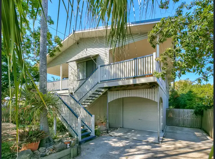 122 Victoria St, Fairfield QLD 4103