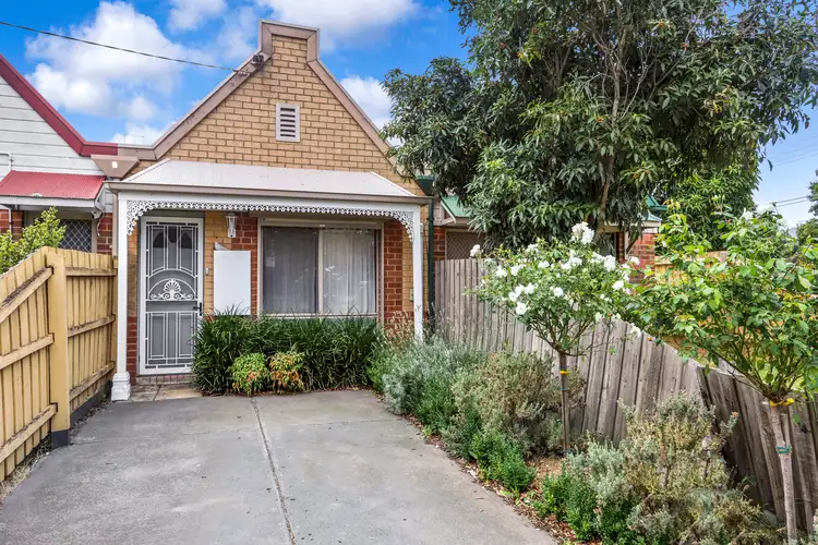 2/38 Cathcart Street