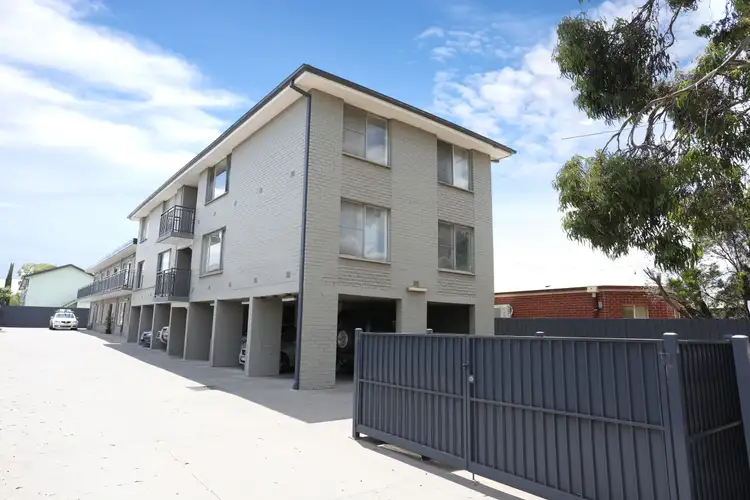 Fifth view of Homely apartment listing, 1/4 Beaumont Parade, West Footscray VIC 3012