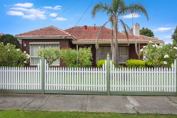 2 Harley Street, Sunshine North VIC 3020