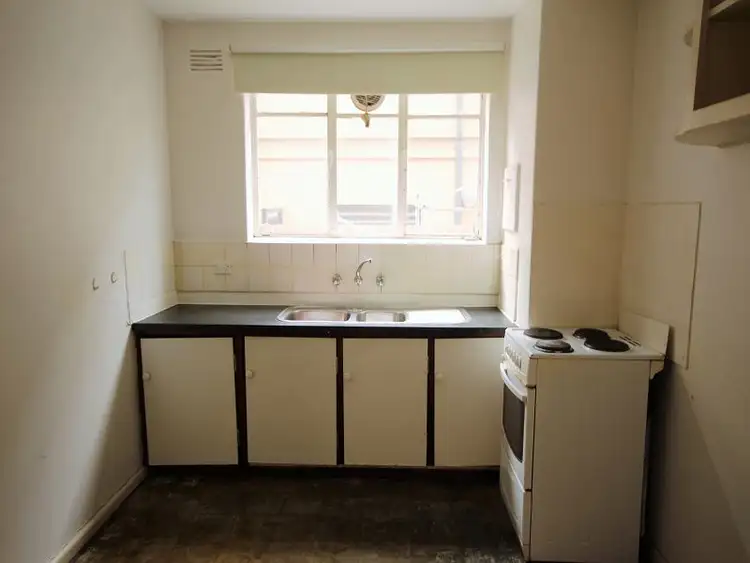 Second view of Homely unit listing, 2/104 Cross Street, Footscray VIC 3011