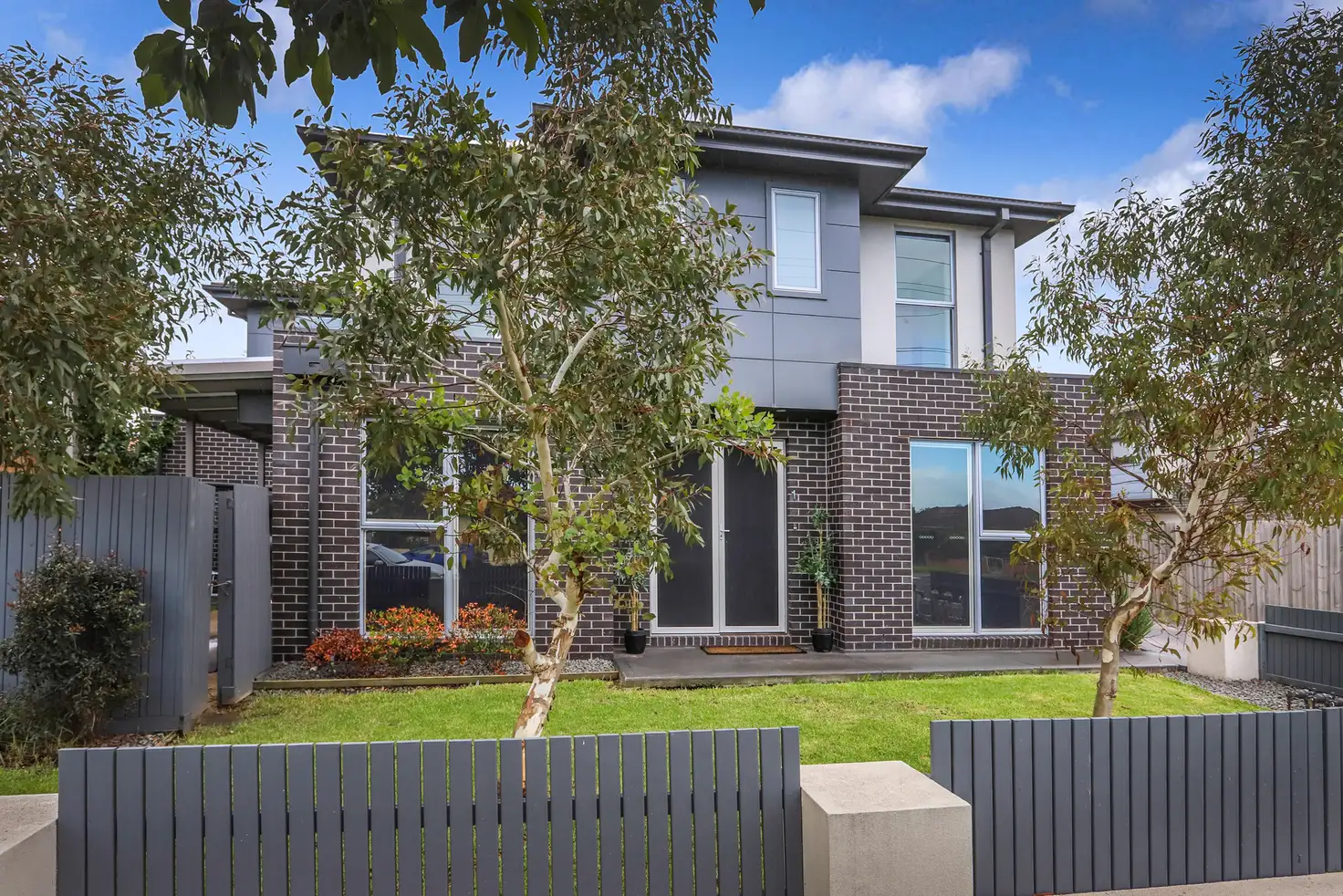 Main view of Homely townhouse listing, 1/178 Blackshaws Road, South Kingsville VIC 3015
