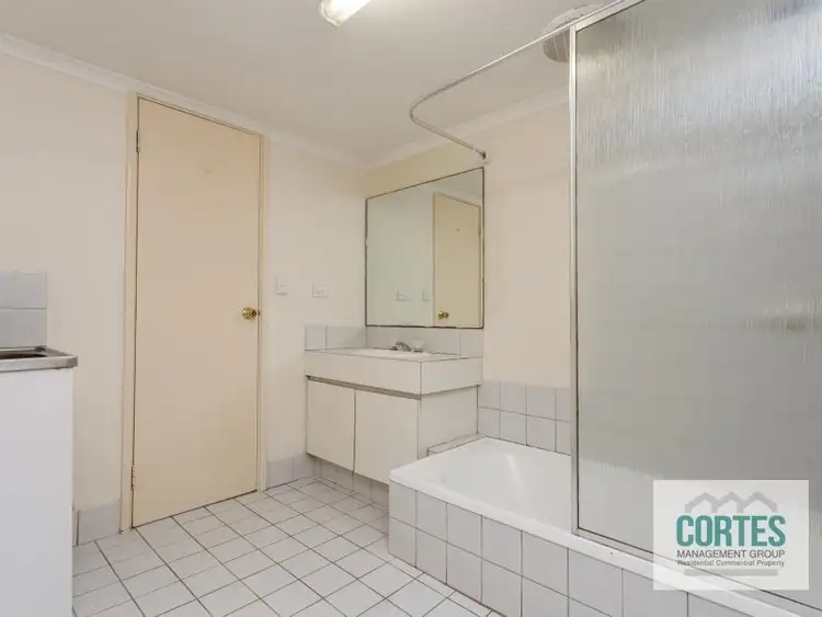 Seventh view of Homely unit listing, 15/2 Pinewood Avenue, Kardinya WA 6163