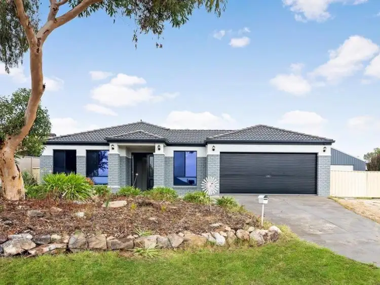 7 Ash Grove, Thurgoona NSW 2640