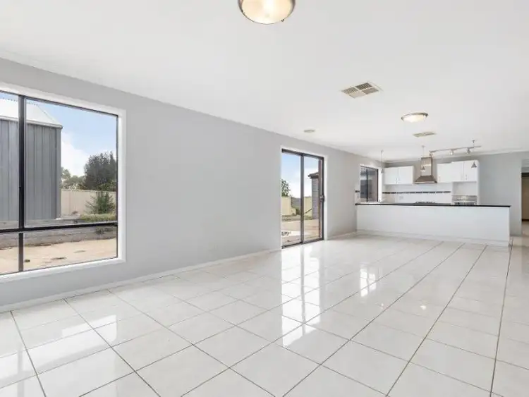 Third view of Homely house listing, 7 Ash Grove, Thurgoona NSW 2640
