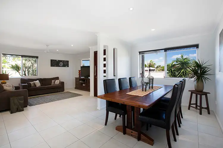 Fourth view of Homely house listing, 2 Belar Court, Wurtulla QLD 4575