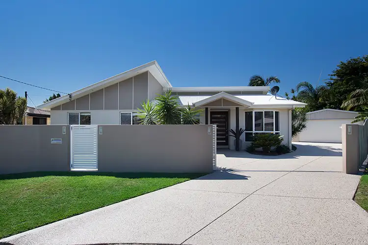 Second view of Homely house listing, 2 Belar Court, Wurtulla QLD 4575