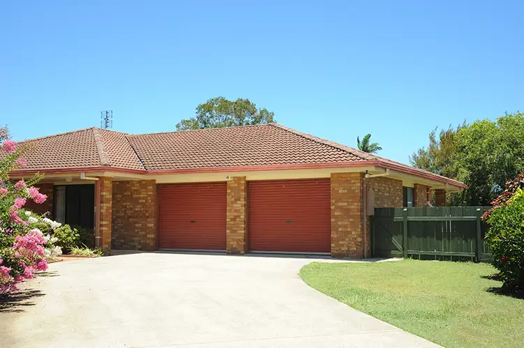 13 Pumicestone Place, Golden Beach QLD 4551