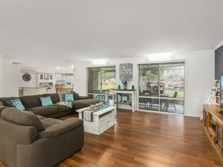 35 Nandi Terrace, Pacific Pines QLD 4211