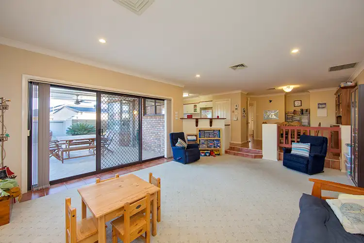 Fifth view of Homely house listing, 4 Mulwala Close, Tamworth NSW 2340