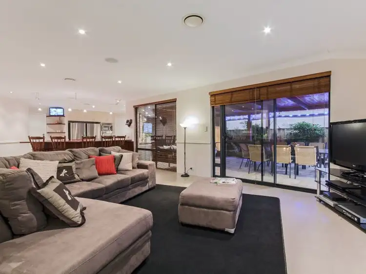 Fourth view of Homely house listing, 19 Belvoir Crescent, Orelia WA 6167