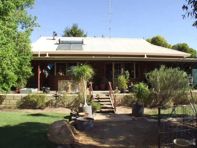 5497 Great Southern Highway (Gwambygine), York WA 6302