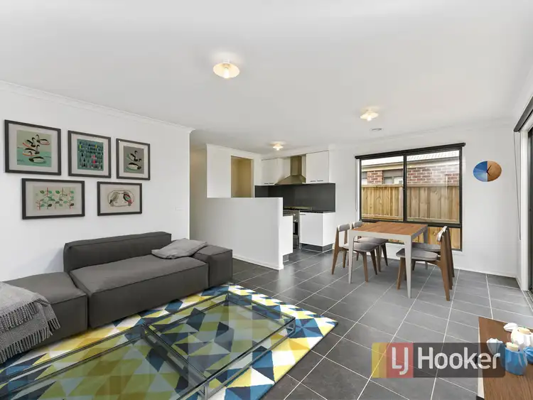 Second view of Homely house listing, 86 Bimberry Circuit, Clyde VIC 3978