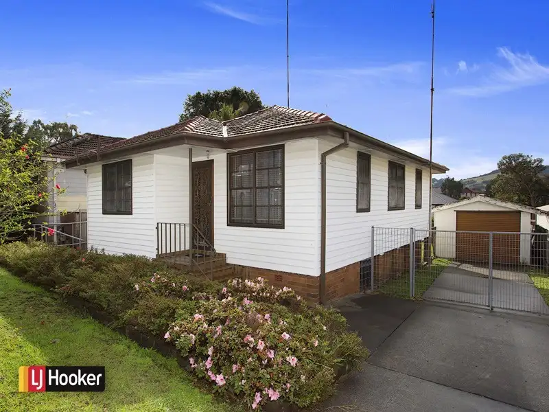 Main view of Homely house listing, 486 Northcliffe Drive, Berkeley NSW 2506