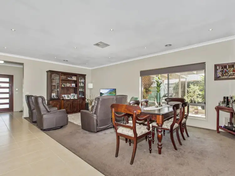 Fifth view of Homely house listing, 2 Abelia Court, Wallan VIC 3756