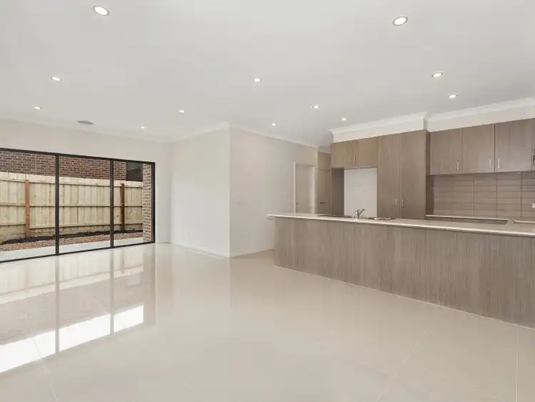 Fifth view of Homely unit listing, Unit 3/18 Acacia Way, Wallan VIC 3756