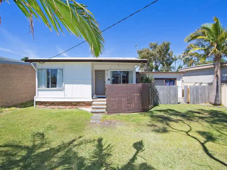 15 Florida Street, The Entrance North NSW 2261