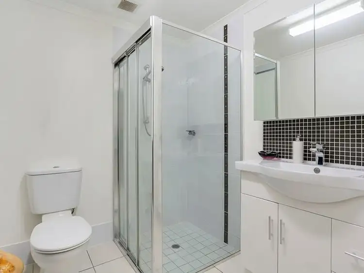 Seventh view of Homely unit listing, 3/199 Kamerunga Road, Freshwater QLD 4870