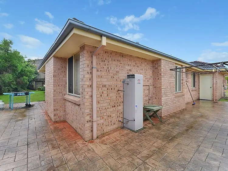 Fifth view of Homely house listing, 4 Blue Gum Court, Mount Hutton NSW 2290