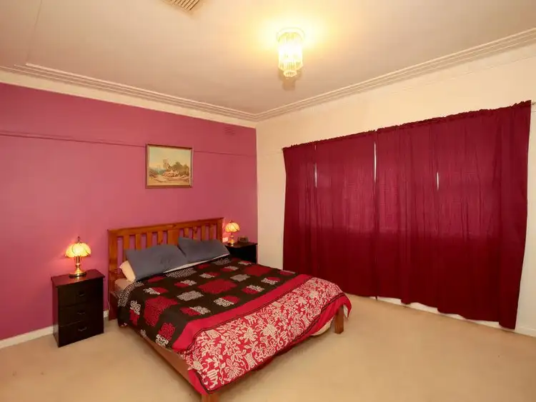 Sixth view of Homely house listing, 6 Charleville Road, Turvey Park NSW 2650